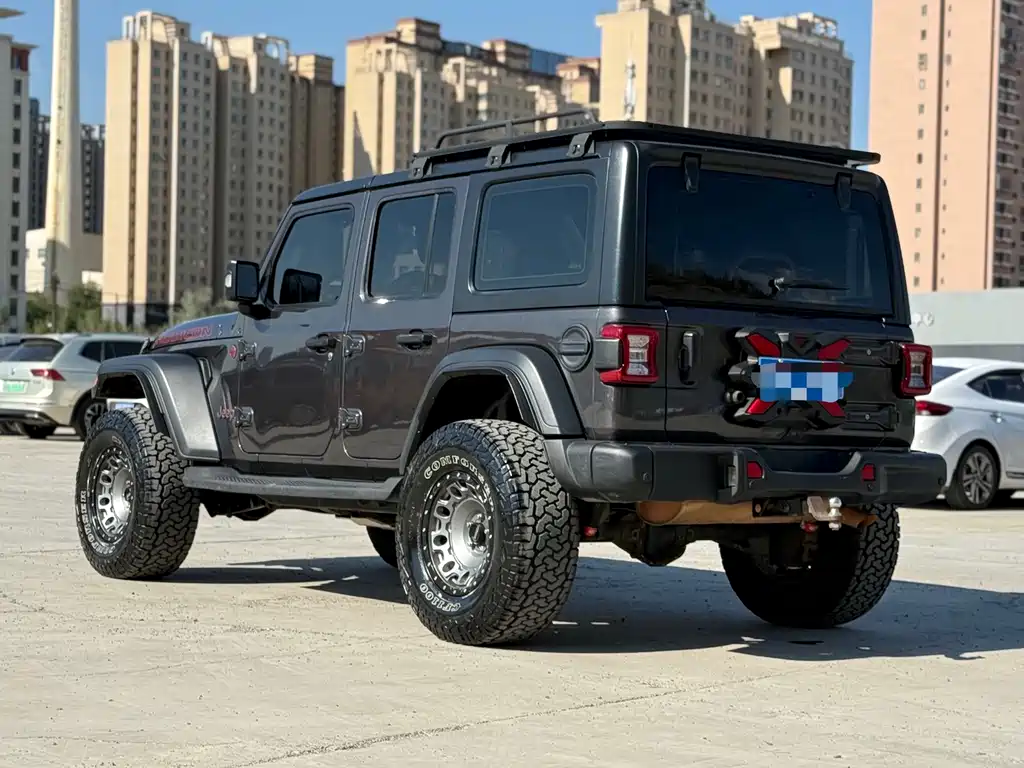 Jeep Wrangler 2022 — фото 6