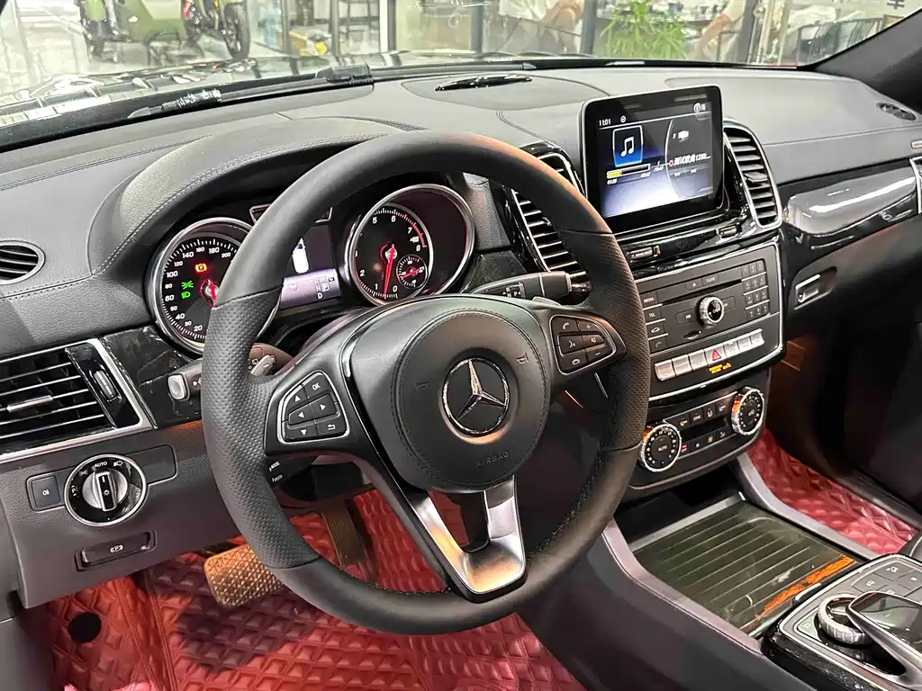 Mercedes-Benz GLS 2019 — фото 10