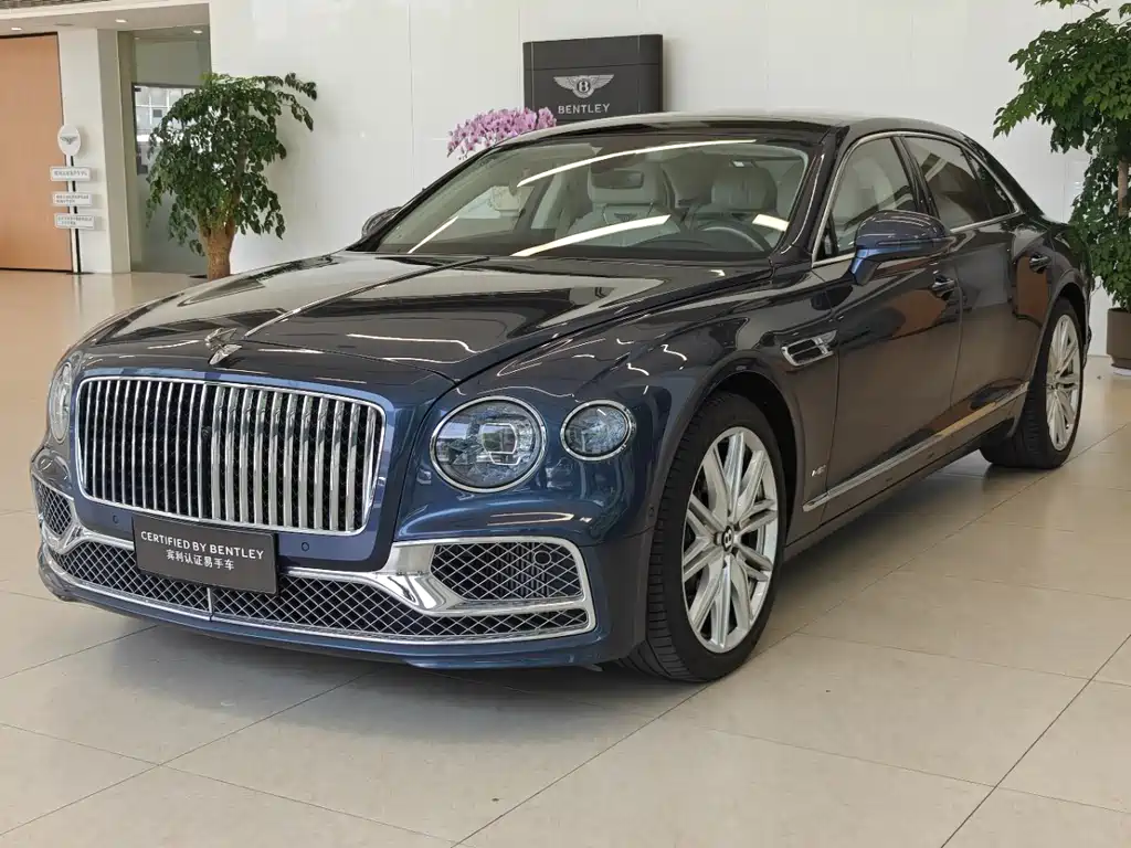 Bentley Flying Spur 2022 — фото 1