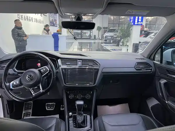 Volkswagen Tiguan L 2021