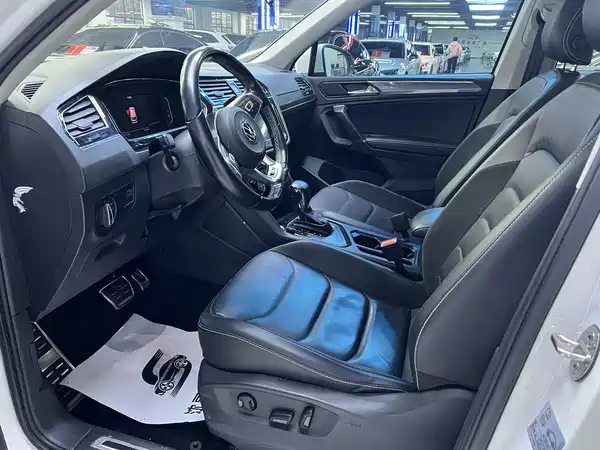 Volkswagen Tiguan L 2021