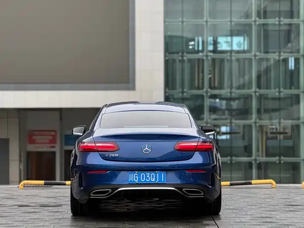 Mercedes-Benz E-Class 2023
