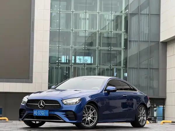 Mercedes-Benz E-Class 2023