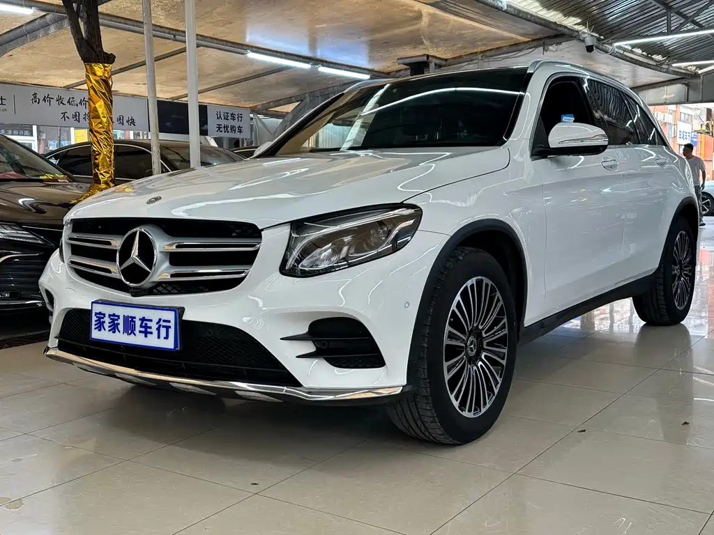 Mercedes-Benz GLC 2019 — фото 1