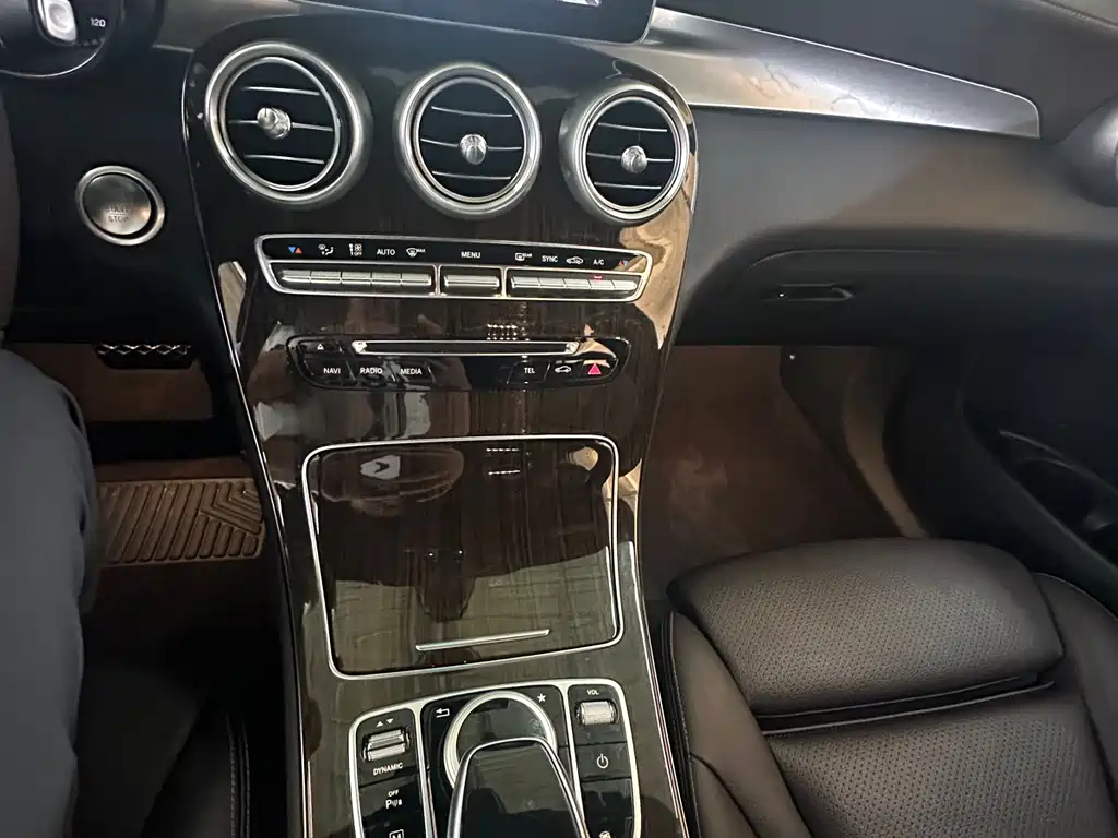 Mercedes-Benz GLC 2019 — фото 13
