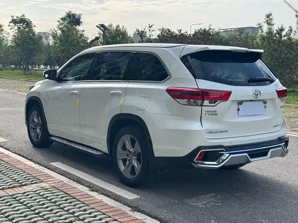 Toyota Highlander 2018