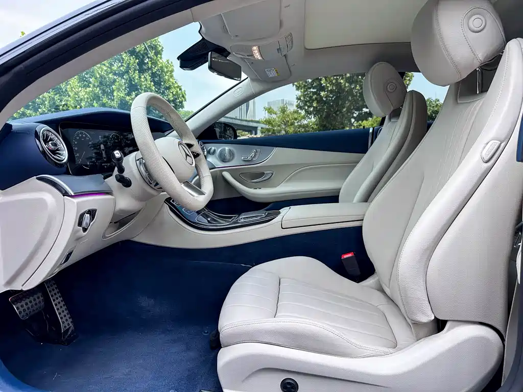 Mercedes-Benz E-Class 2023 — фото 14