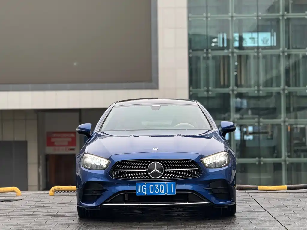Mercedes-Benz E-Class 2023 — фото 8