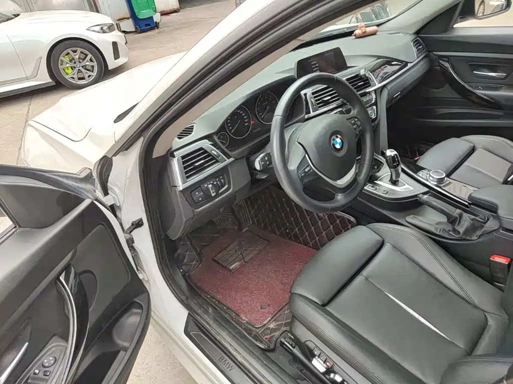 BMW 3 Series GT 2019 — фото 16