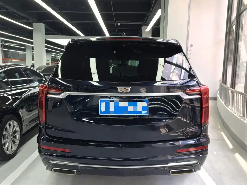 Cadillac XT6 2020 — фото 15