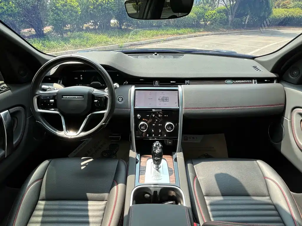 Land Rover Discovery Sport 2022 — фото 11