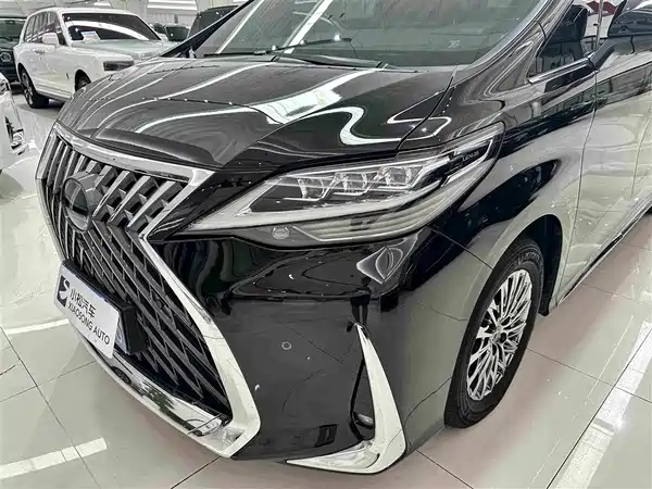 Lexus LM 2023