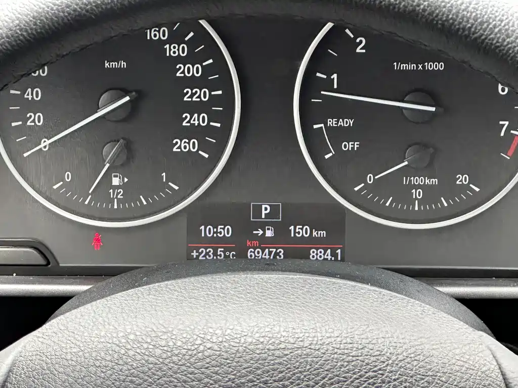 BMW 1 Series 2016 — фото 14