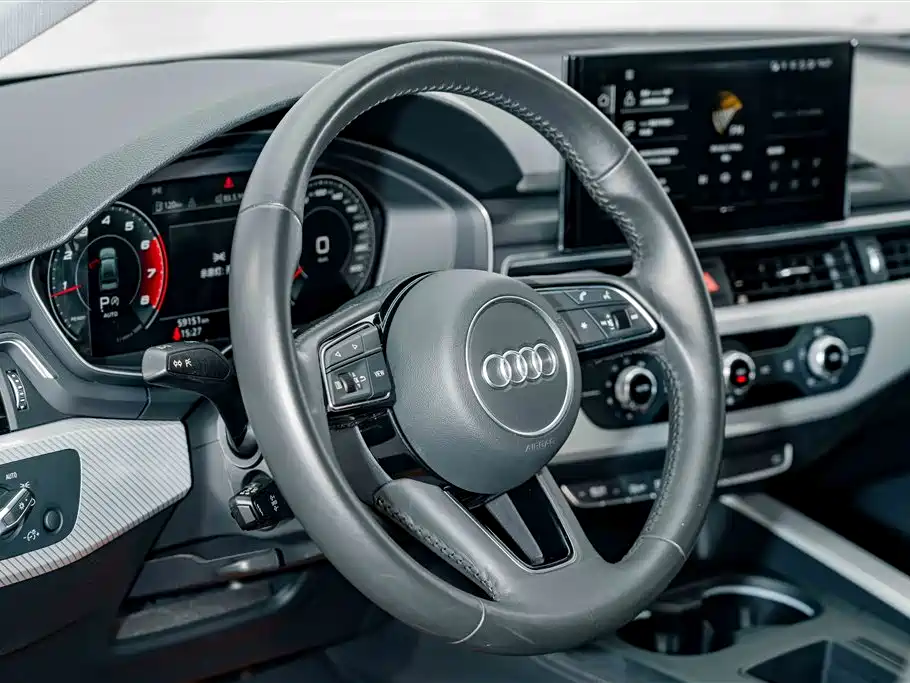 Audi A4L 2021 — фото 9