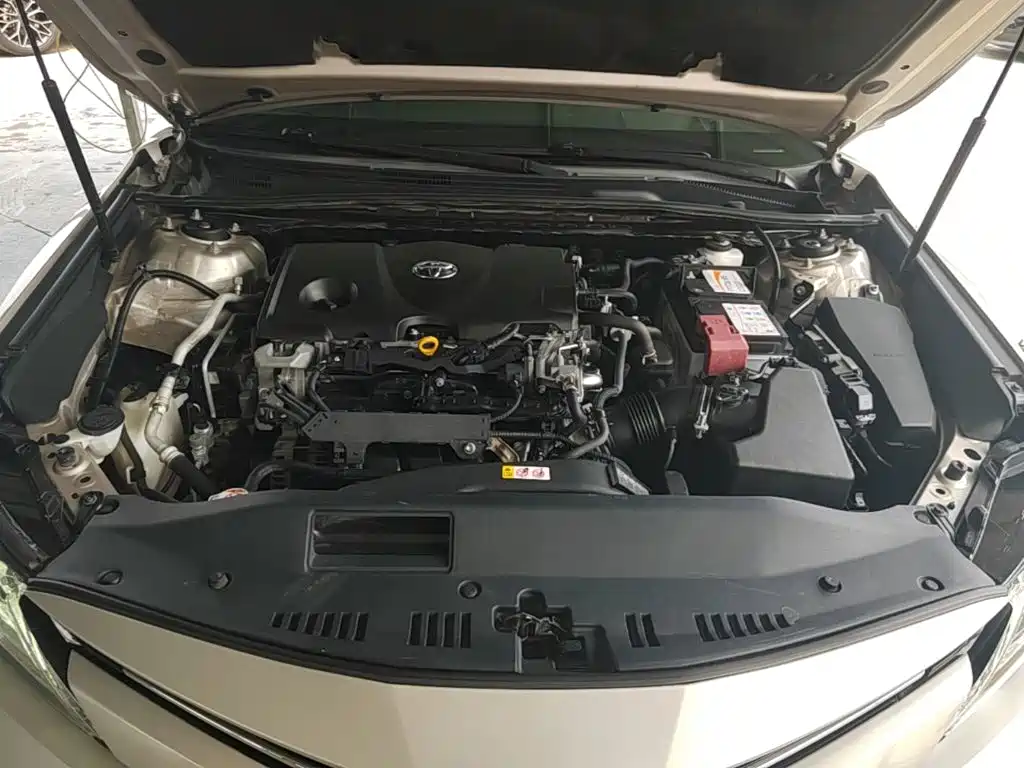 Toyota Camry 2019 — фото 20