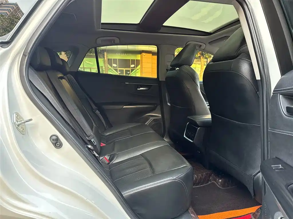 Toyota Harrier 2022 — фото 27
