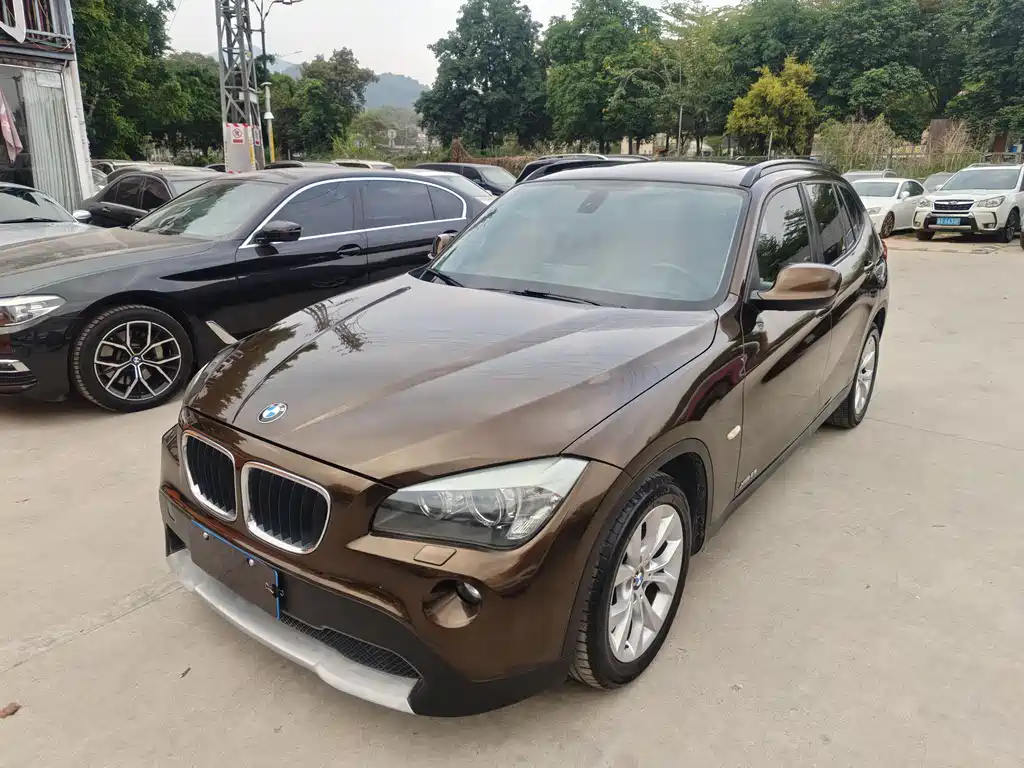 BMW X1 2011 — фото 10