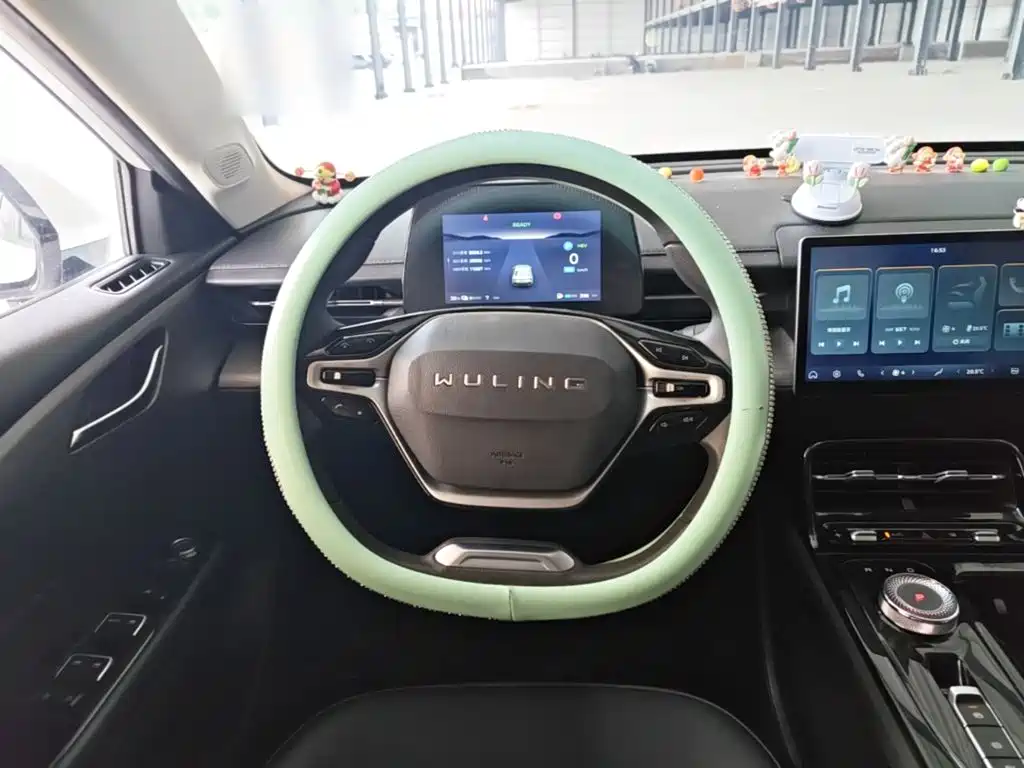 Wuling Starlight 2024 — фото 11
