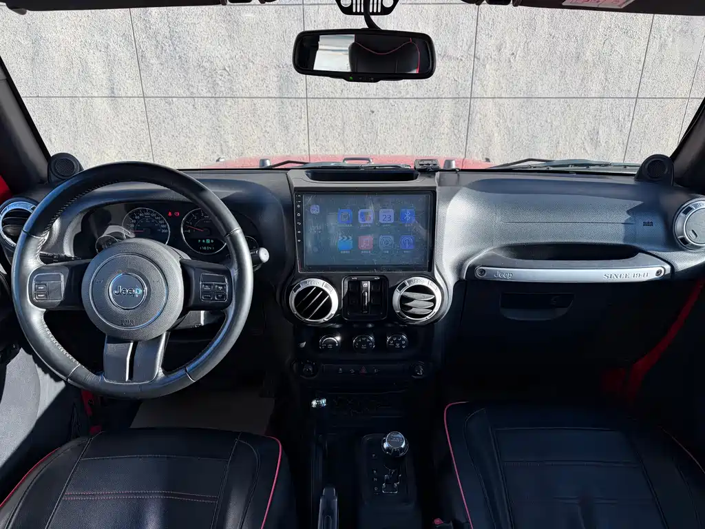 Jeep Wrangler 2014 — фото 14