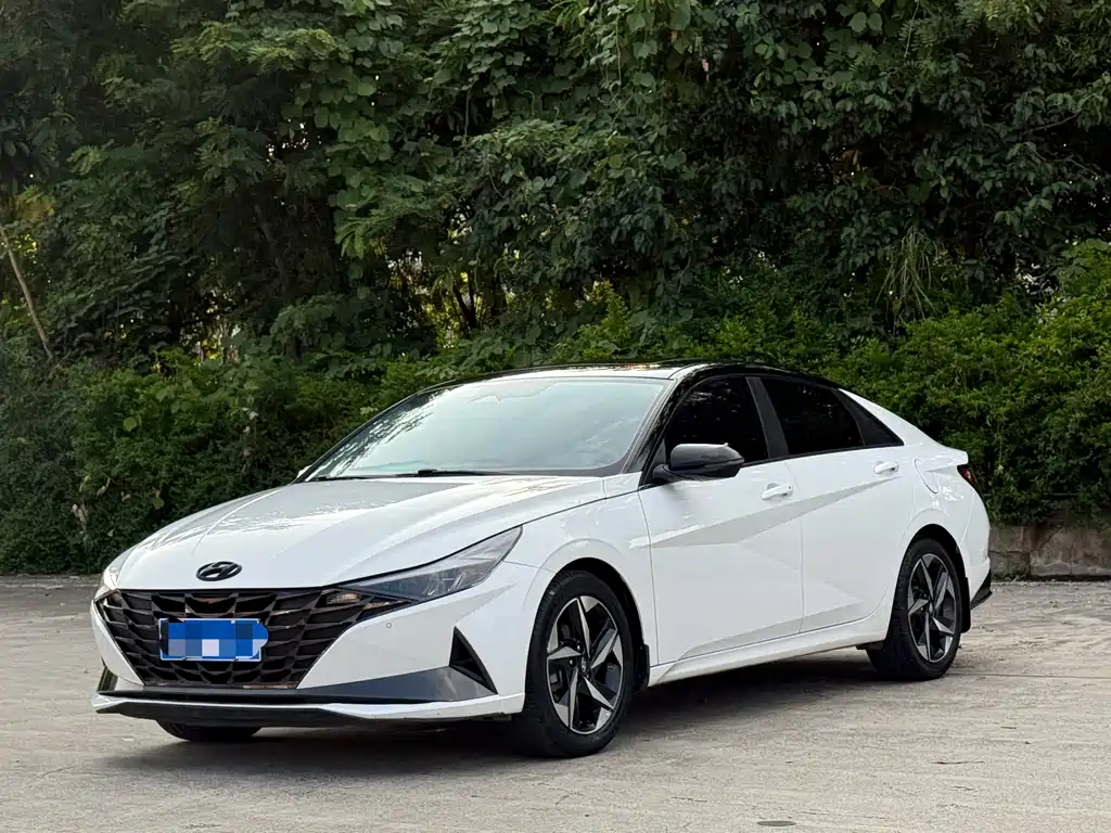 Hyundai Elantra 2021