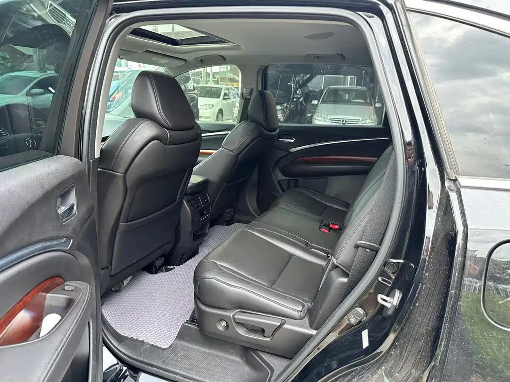 Acura MDX 2016 — фото 7