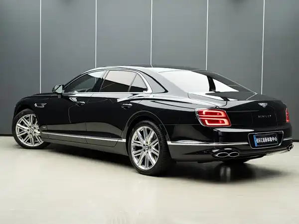 Bentley Flying Spur 2022
