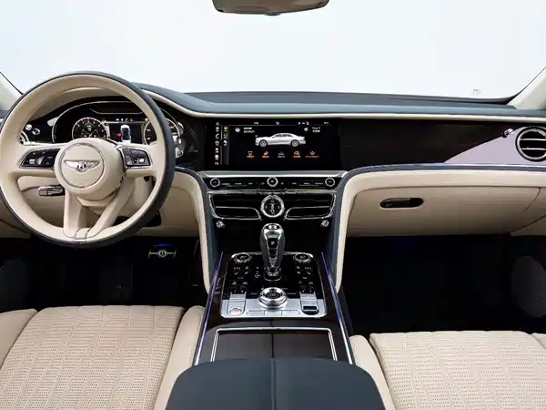 Bentley Flying Spur Plug-In Hybrid 2022