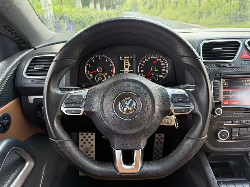 Volkswagen Scirocco 2010 — фото 14