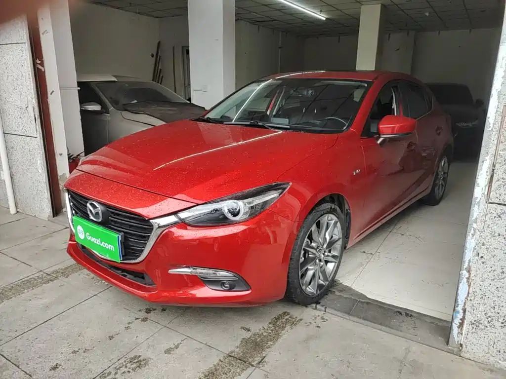Mazda 3 Axela 2019 — фото 1