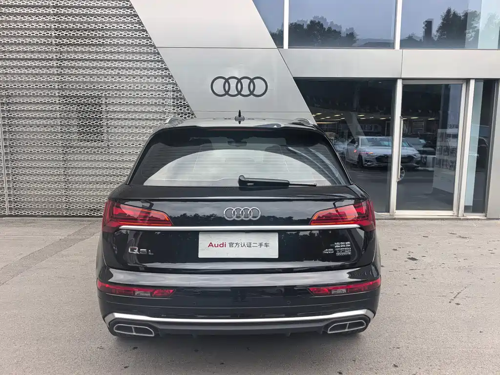 Audi Q5L 2023 — фото 5