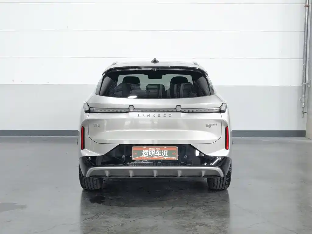 Lynk & Co 08 EM-P 2024 — фото 4