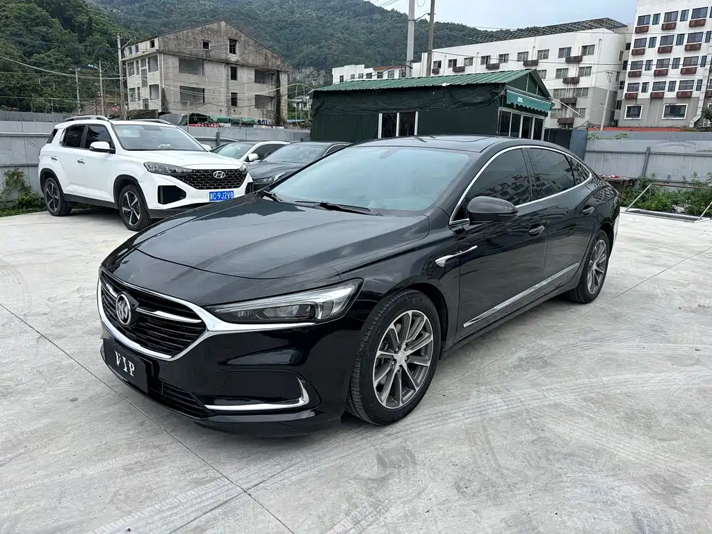 Buick LaCrosse 2021 — фото 1
