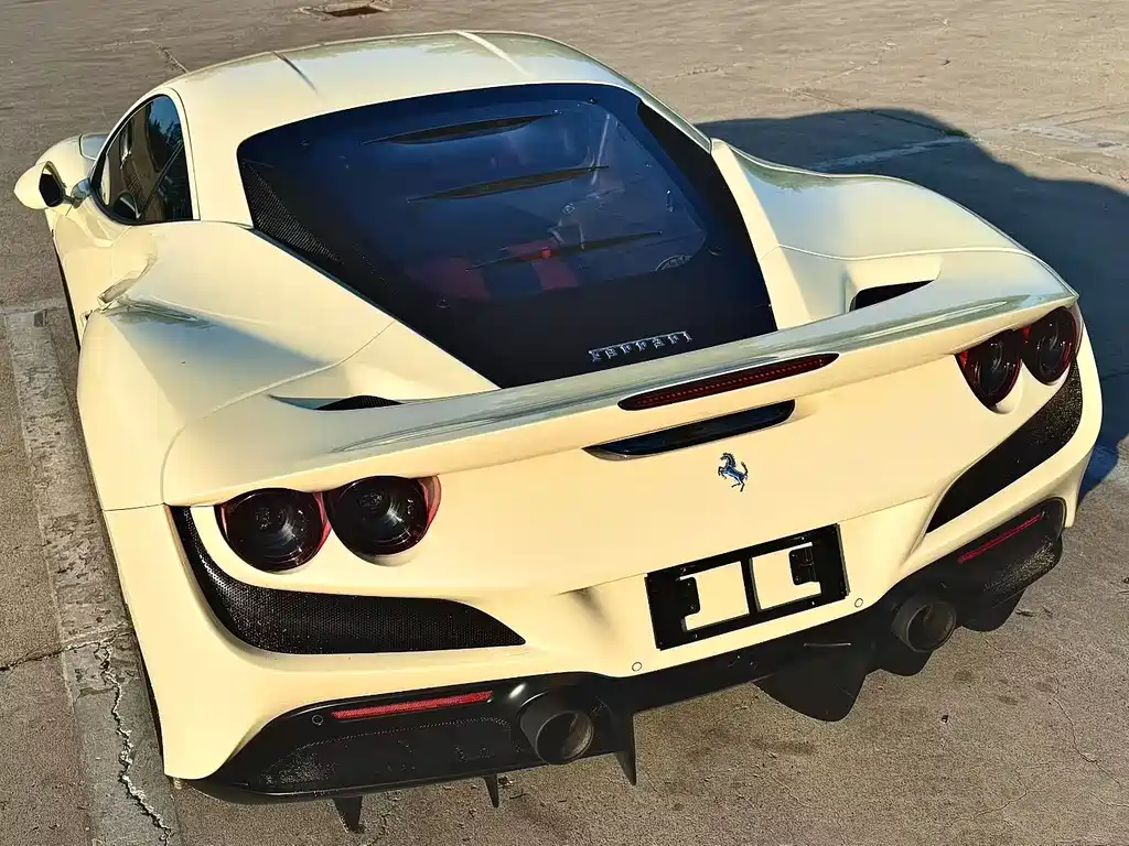 Ferrari F8 2023 — фото 5