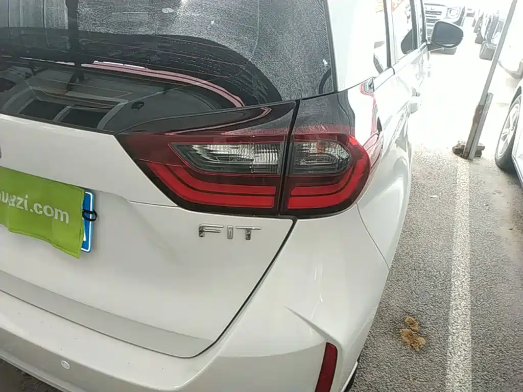 Honda Fit 2024 — фото 8