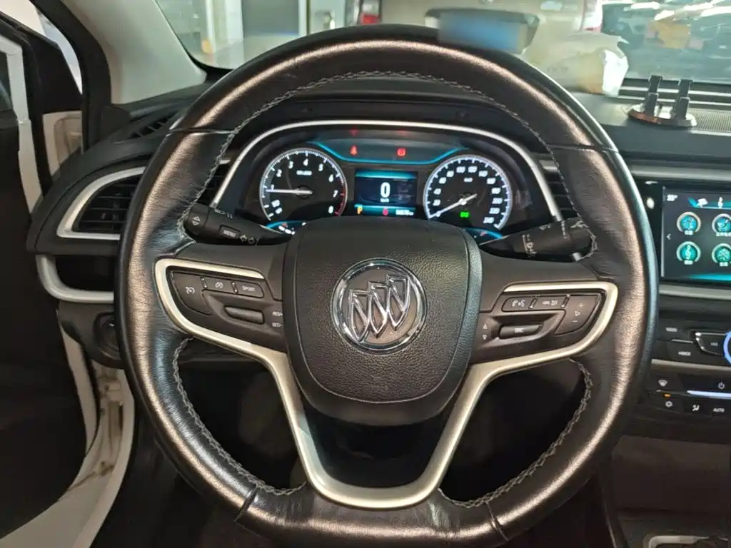Buick Excelle GT 2018 — фото 11