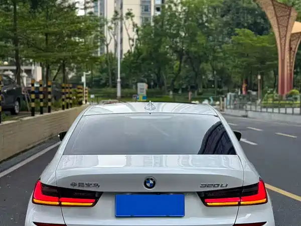 BMW 3 Series 2022