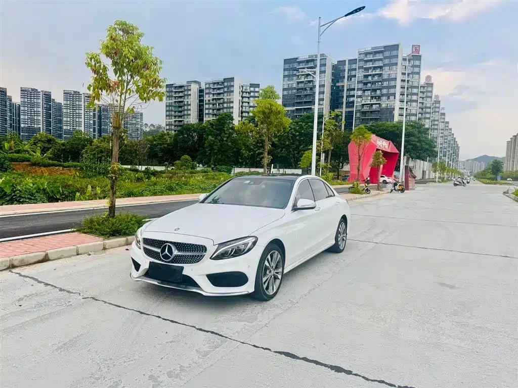Mercedes-Benz C-Class 2017 — фото 1