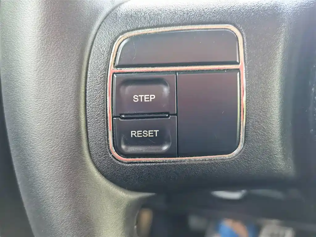 Jeep Wrangler 2011 — фото 20