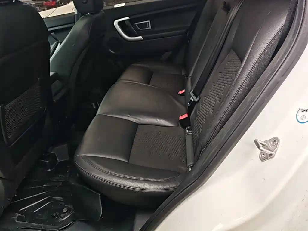 Land Rover Discovery Sport 2018 — фото 16
