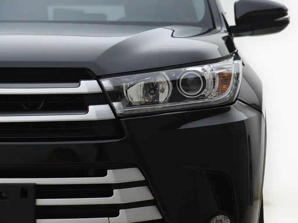 Toyota Highlander 2021 — фото 18