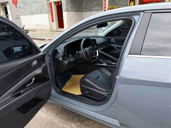 Hyundai Elantra 2021