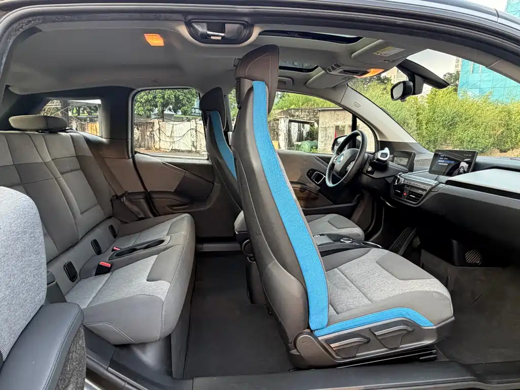 BMW i3 2019 — фото 11