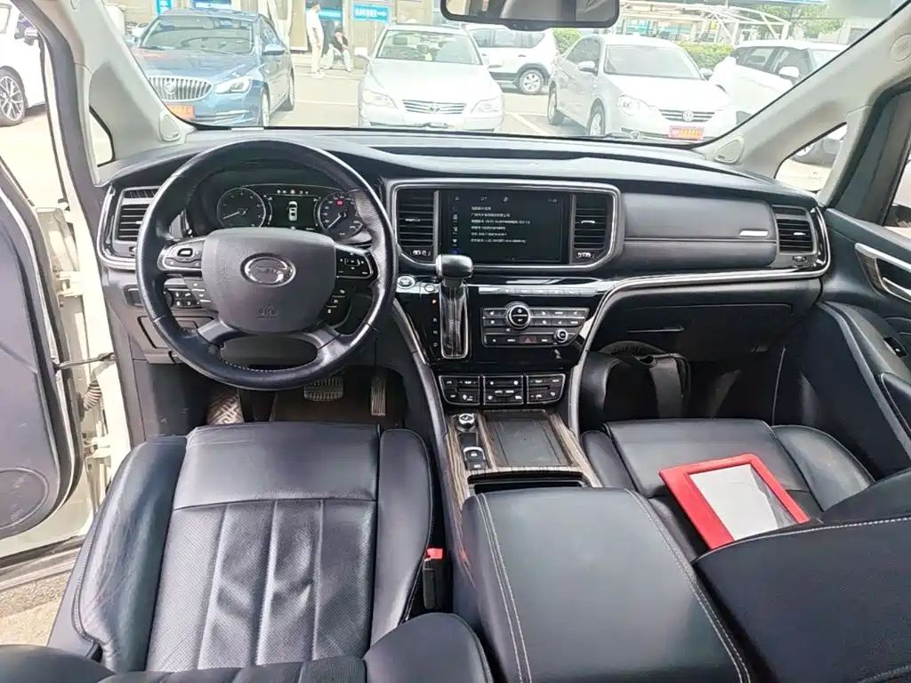 GAC Motor Trumpchi M8 2020 — фото 10