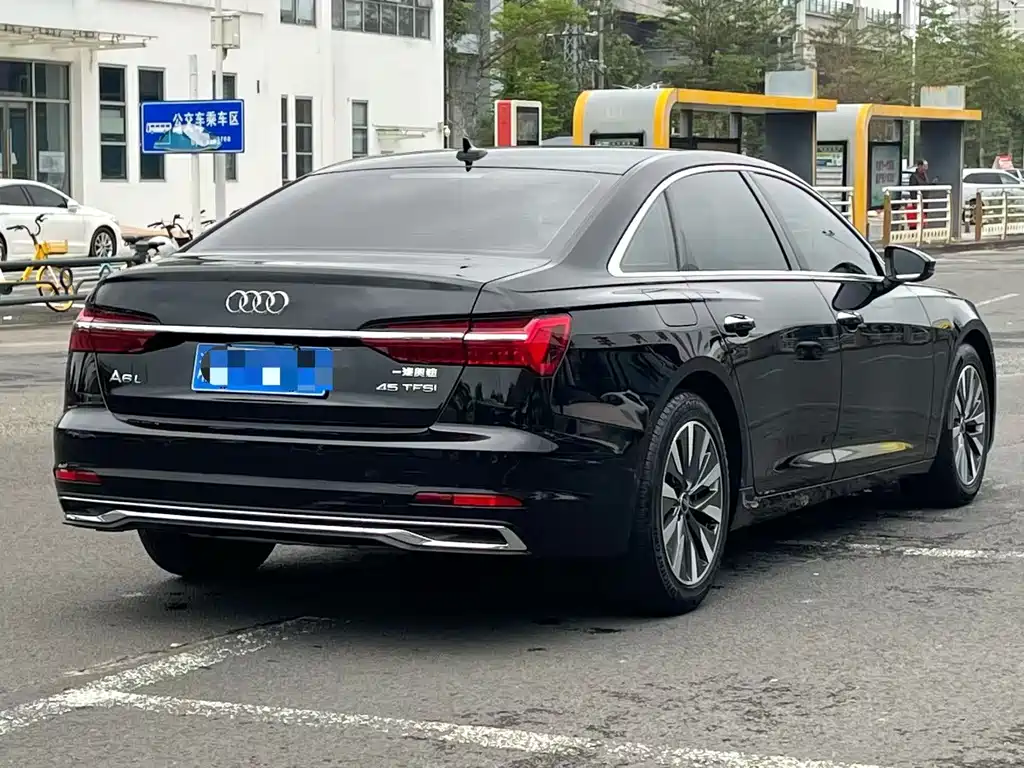 Audi A6L 2023 — фото 9