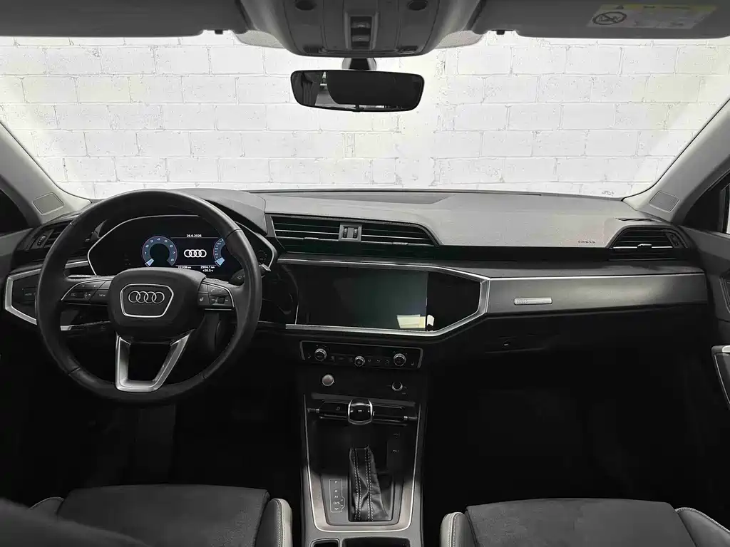 Audi Q3 2022 — фото 15