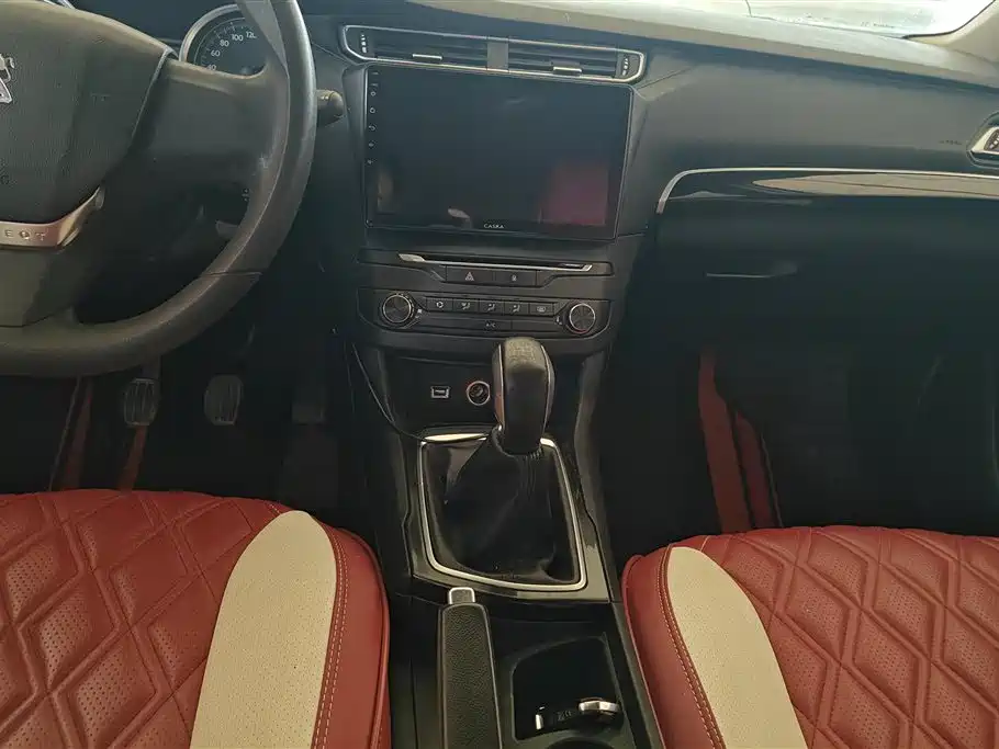 Peugeot 408 2015 — фото 13