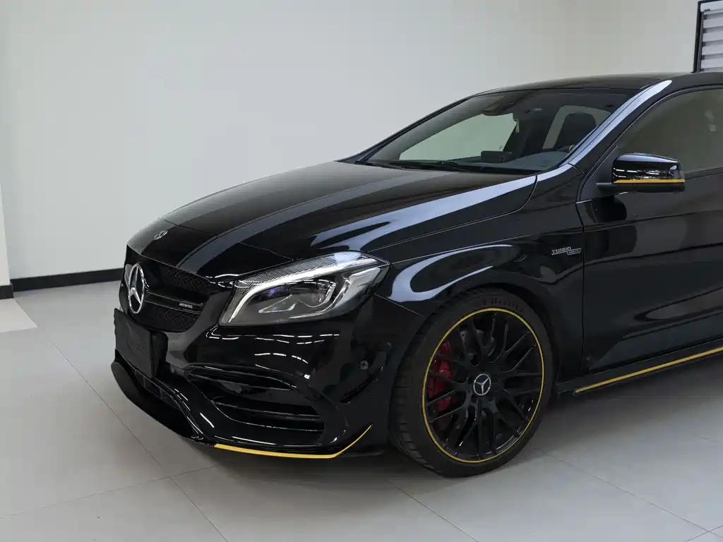 Mercedes-Benz A-Class AMG 2017 — фото 16