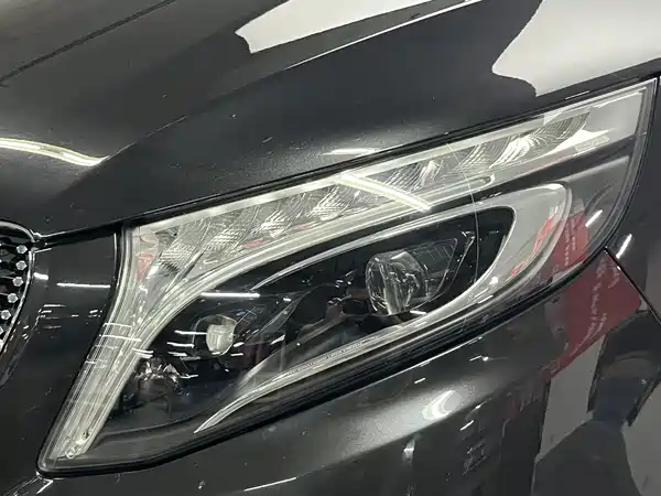 Mercedes-Benz V-Class 2021