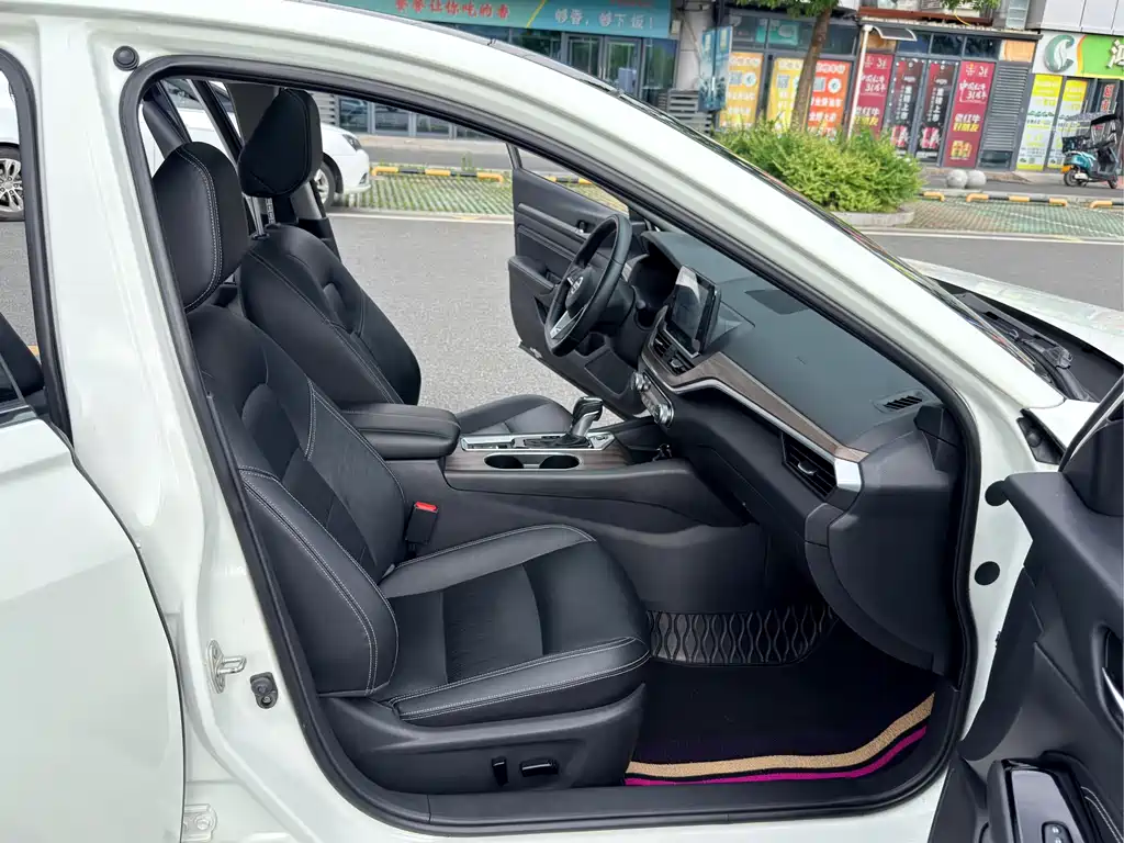 Nissan Teana 2022 — фото 11