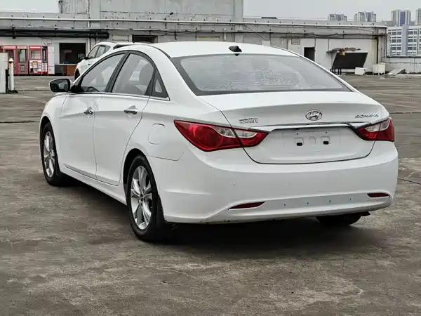 Hyundai Sonata 2013